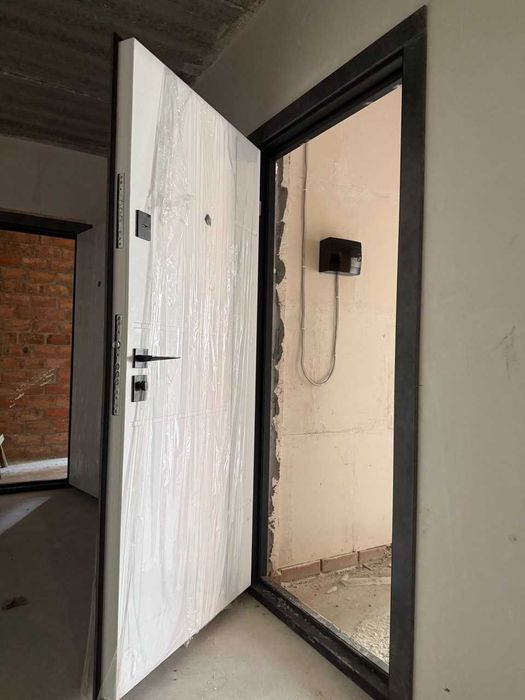 Продам 2х-кімнатну квартиру (євротрьошка), новобудова ЖК "Тетерівський Бульвар", 71'09 м2. 3-я секція, 8 поверх. Продаж квартири Житомир