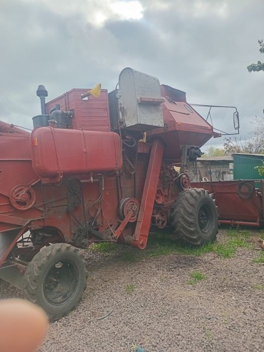 Продам комбайн вробочом стані можливо обмін