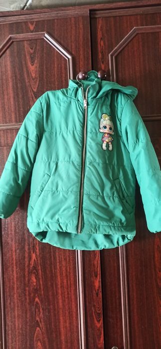 Продам куртки б/у