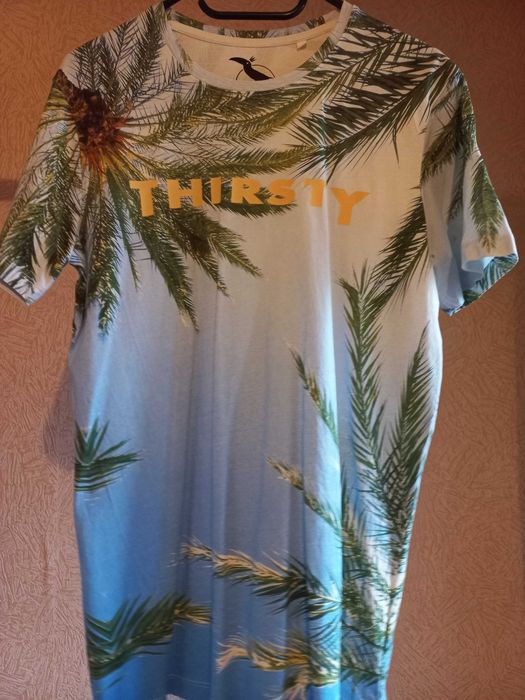 T-Shirt męski z napisem "Thirsty" rozm. S