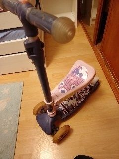 Hulajnoga trójnoga TIXI świecące kółka