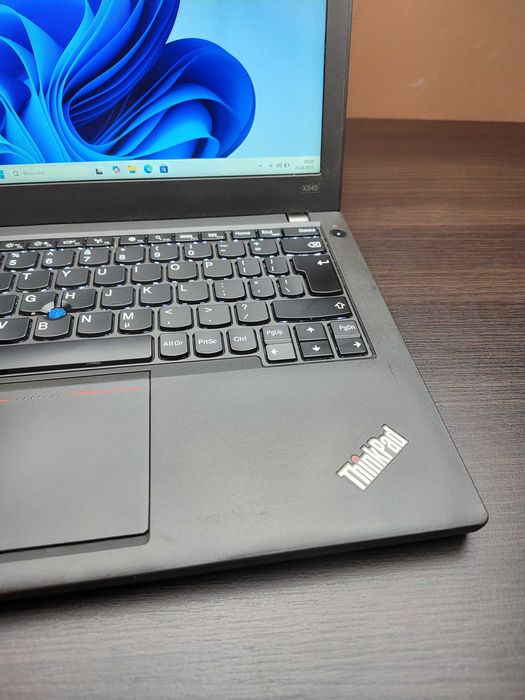 MINI LAPTOP | Lenovo ThinkPad X240 | Intel i5 | 8GB | 128SSD | Win11