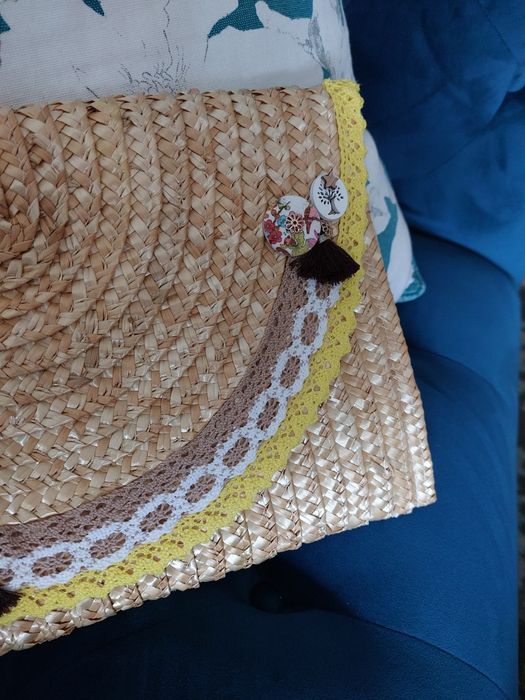 Bolsa de Verão com 34x22cm em palhinha