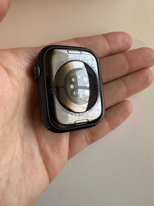 Apple Watch Series 8 GPS 45mm - Midnight Aluminum  +  3 braceletes