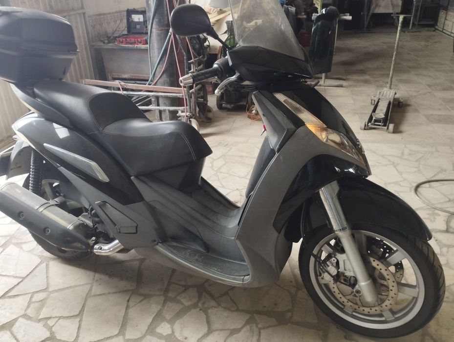 Scooter 500 Peugeot Piaggio