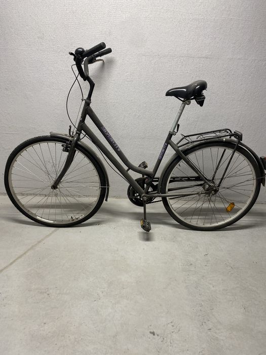 Rower miejski na części/renowację/ sprawne koła rama hamulce,