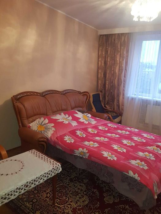 кімната у 4-х кімнатному будинку, м. Кам'янка-Бузька