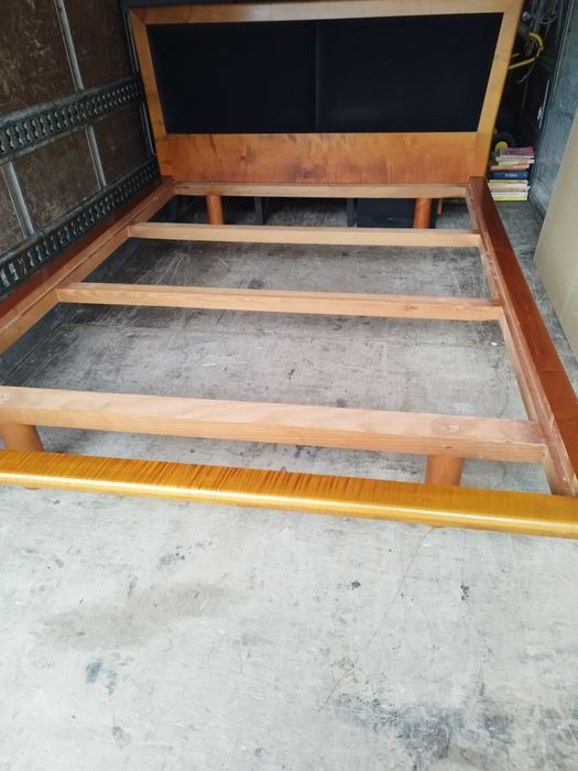 Cama casal madeira maciça