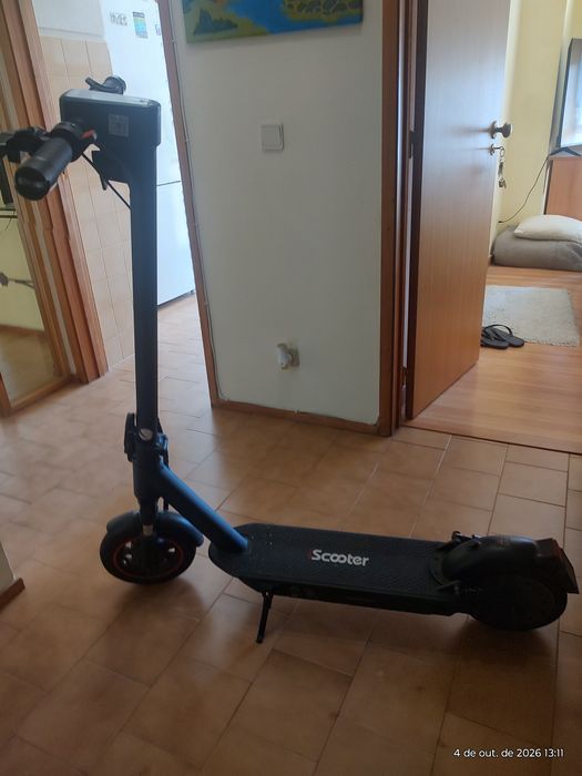 Vendo trotinete com todos acessórios .não entrego interessado entrar em contato com wastsap 967933368