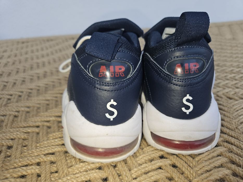 Nike uptempo airmoney 39