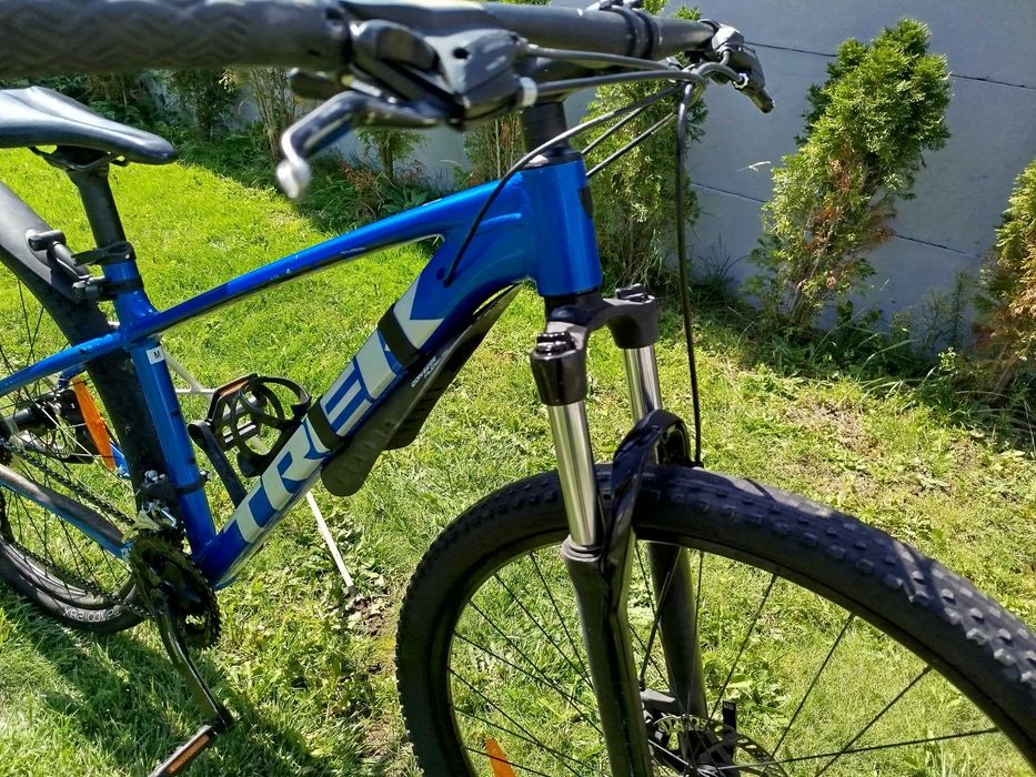 Rower Górski TREK MARLIN 4 Koła 29 Cali Rama Alu 43 cm 17 cali Hamulce Tarczowe Mechaniczne