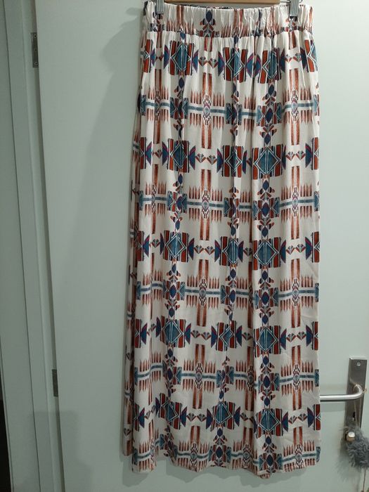 Saia Maxi da Stradivarius