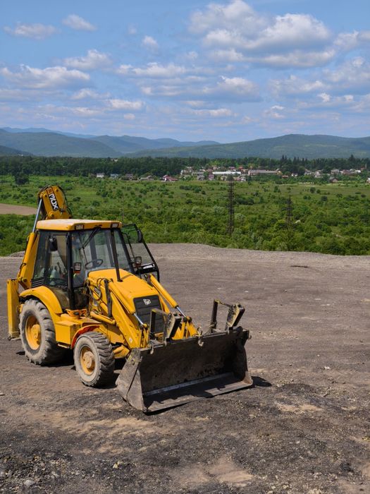 Послуги екскаватора навантажувача