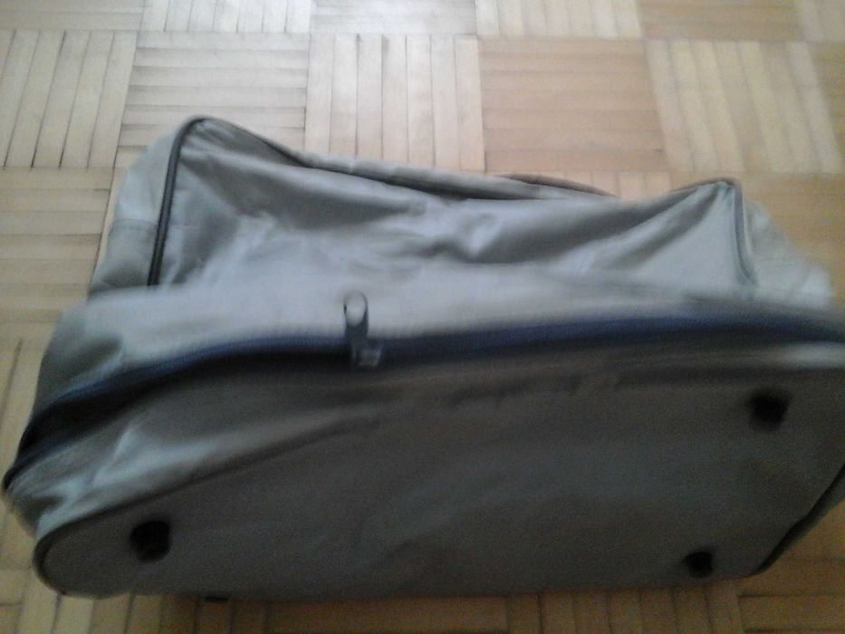 torba na ramię ( z funkcją przenośnej lodówki)