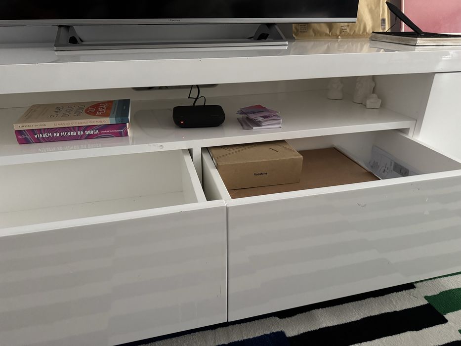 Movel Tv com 218cm