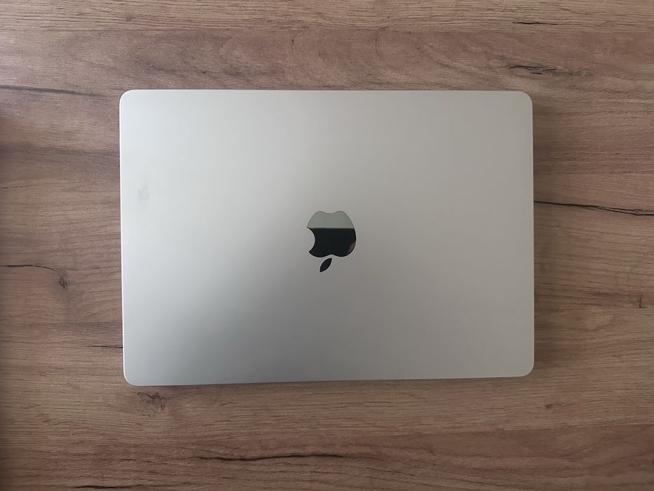 MacBook Air 13,6 M3 16 512