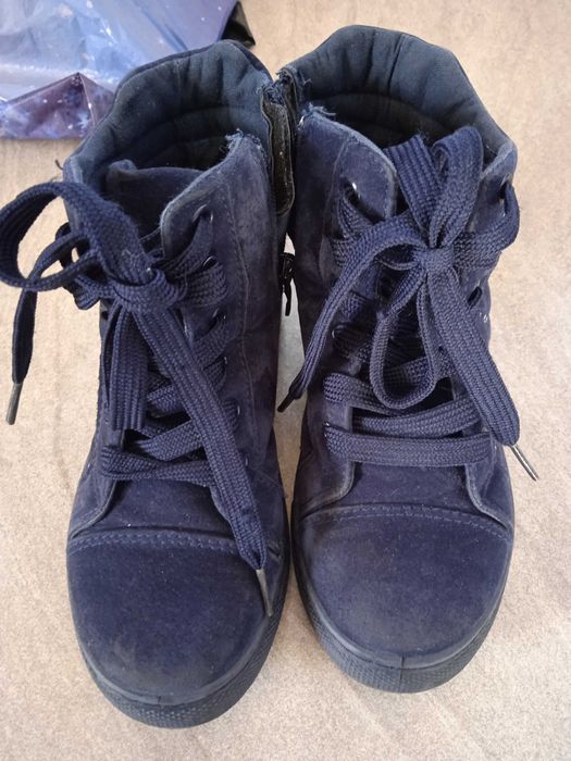 Buty zamszowe dziewczece