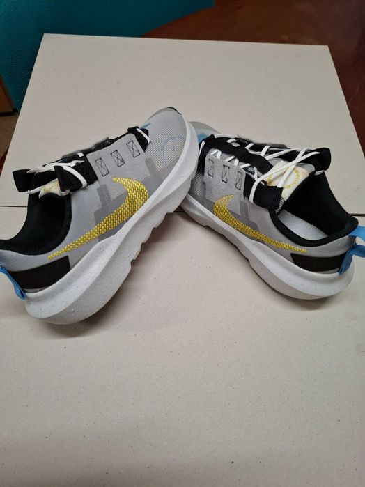 Sapatilhas Nike em bom estado