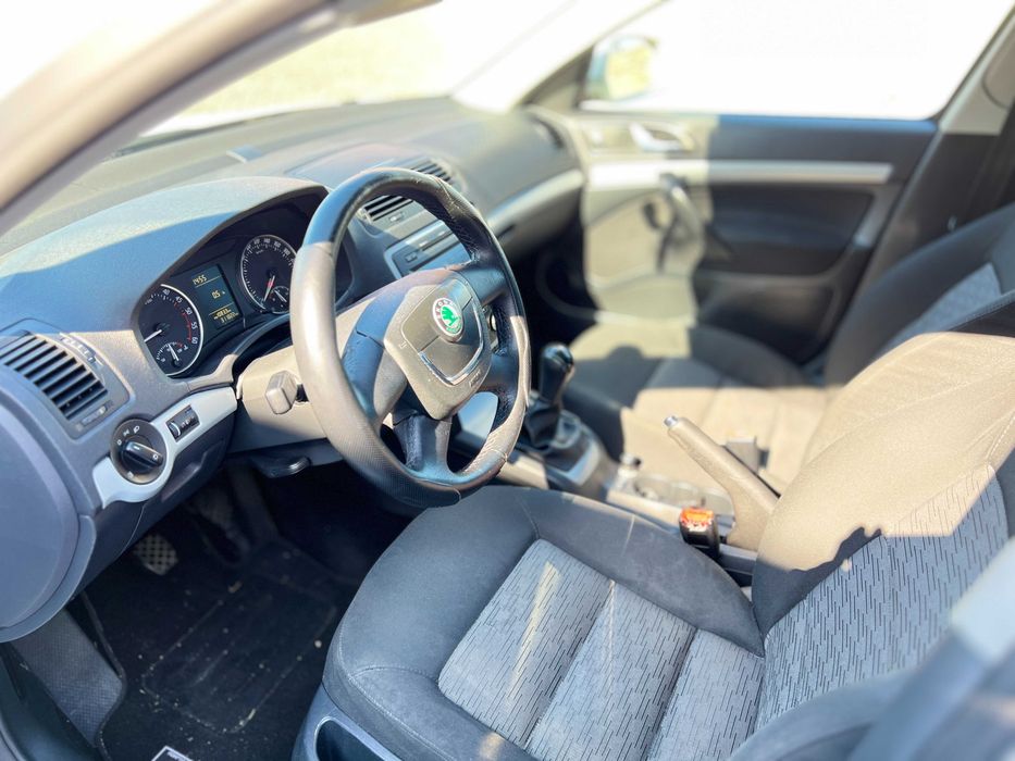 Skoda Octavia 1.6TDi 105cv — photo 5