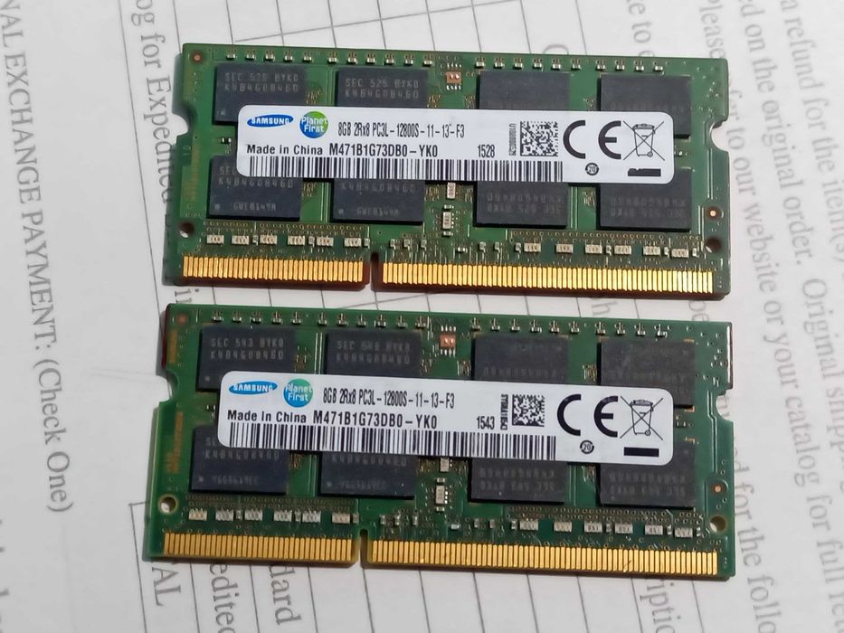 8Gb 1600MHz Samsung DDR3 PC3L-12800s. So Dimm