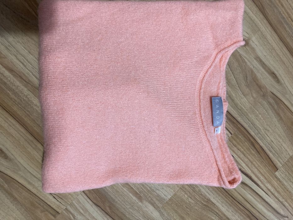 Sweterek rozm S kolor morelowy