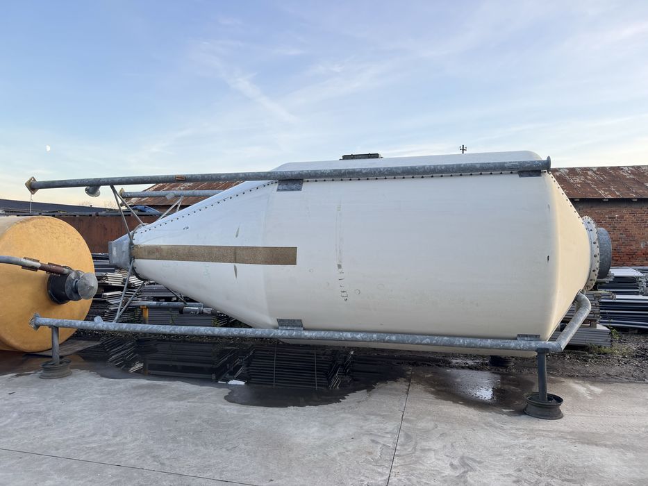 Silos PASZOWY lub DO ZBOŻA - 20m3 - Super stan