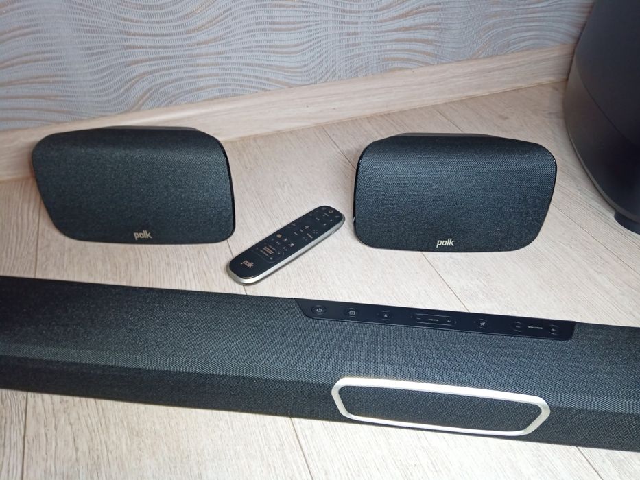 Саундбар Polk Audio MagniFi MAX SR