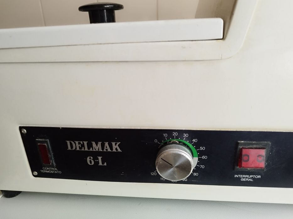 Máquina de cera quente 6lts Delmark com recargas de cera