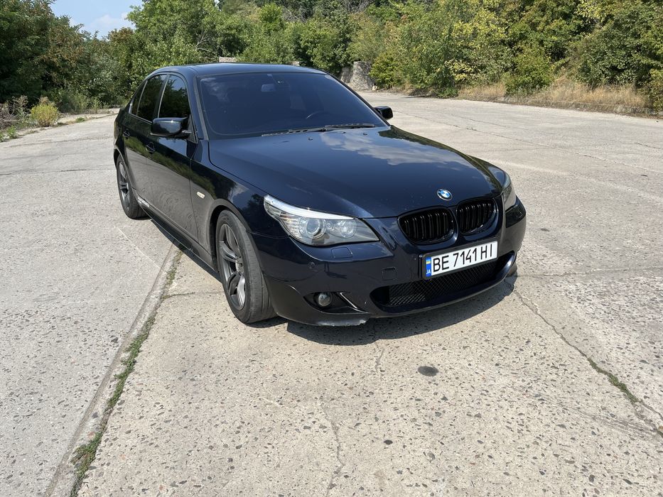 BMW 530 xi (258 к.с)
