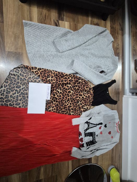 Zestaw ubrań dla dziewczynki rozmiar 134-140