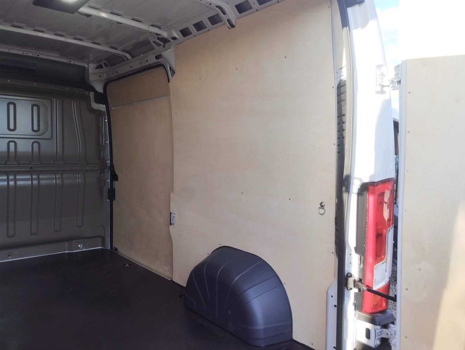 Zabudowa podłogi, boków i drzwi w autach Ducato Jumper Boxer Movano Proace Max L2H2