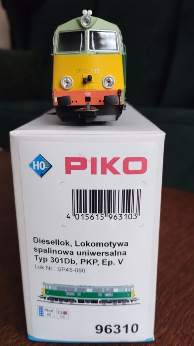Lokomotywa PKP PIKO SP45 DCC z dźwiękiem, H0