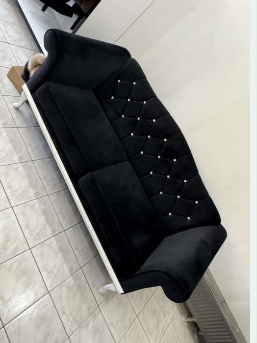 Sofa glamour krysztalki czarna welur