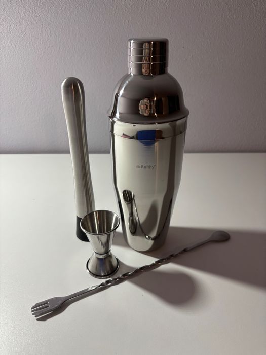 Zestaw barmański 4 el. (shaker 700 ml)