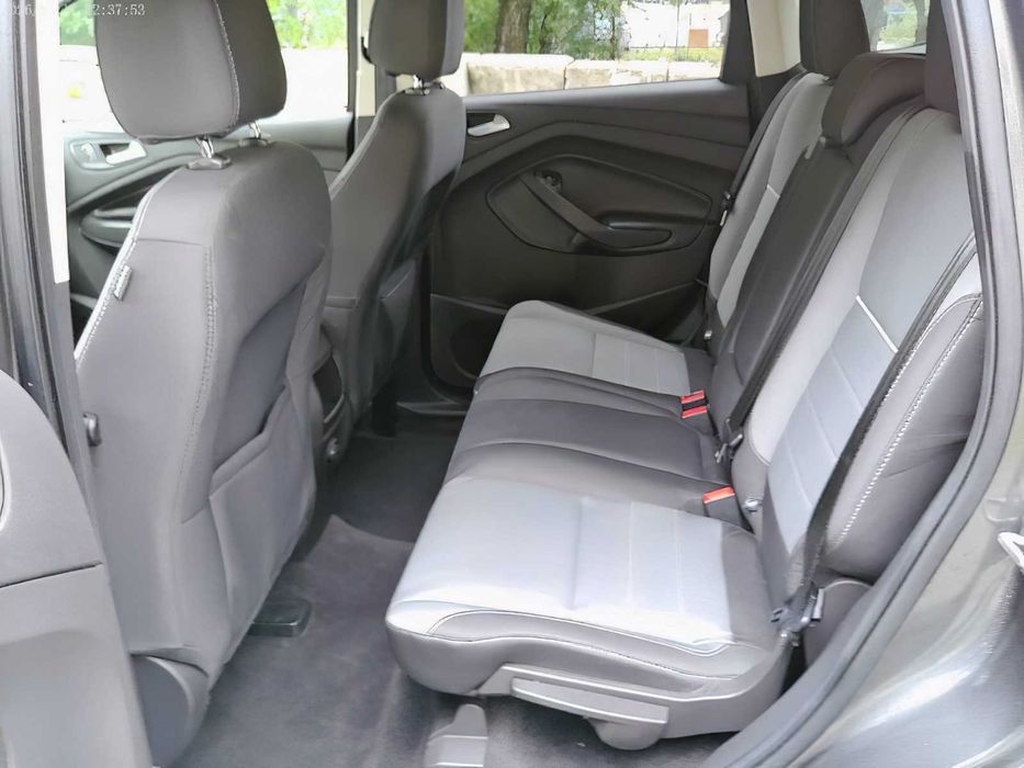 Ford Escape      2015