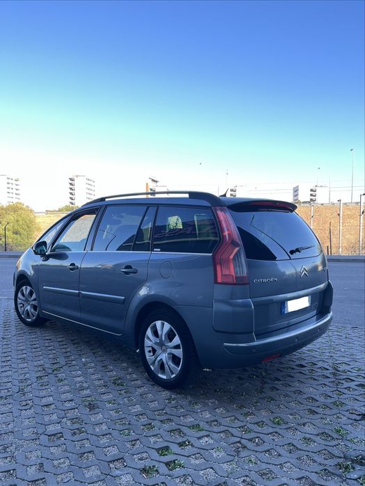 Citroen C4 1.6 HDi 7 lugares — photo 3