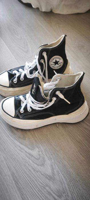 Nike Court Borough Mid GS Trainers, Converse Chuck Taylor semi novo