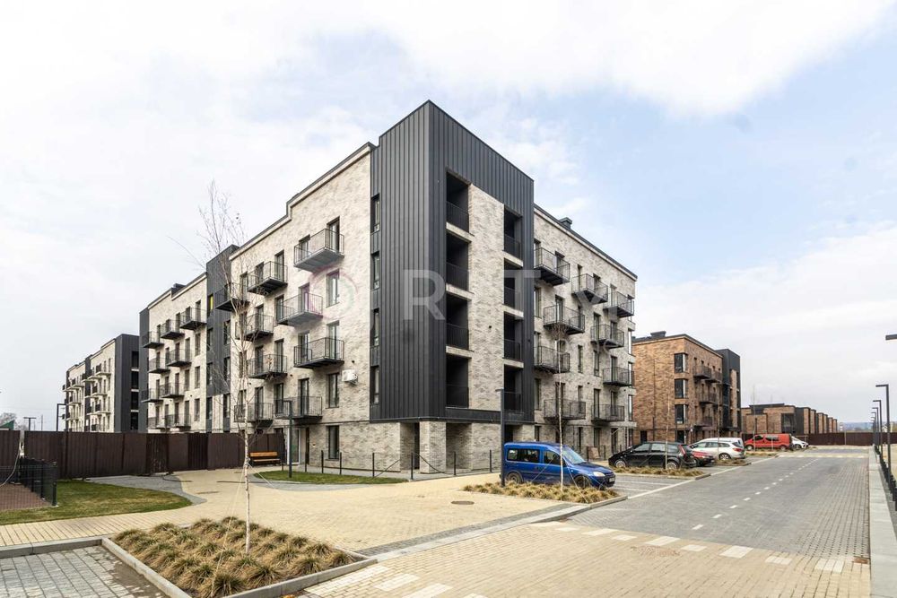 Продаж 3-к. квартири з патіо у ЖК «Долішній» .
