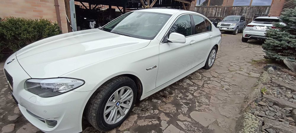 zderzak przód przedni bmw 525 d f10 12r lak 300 alpine weiss