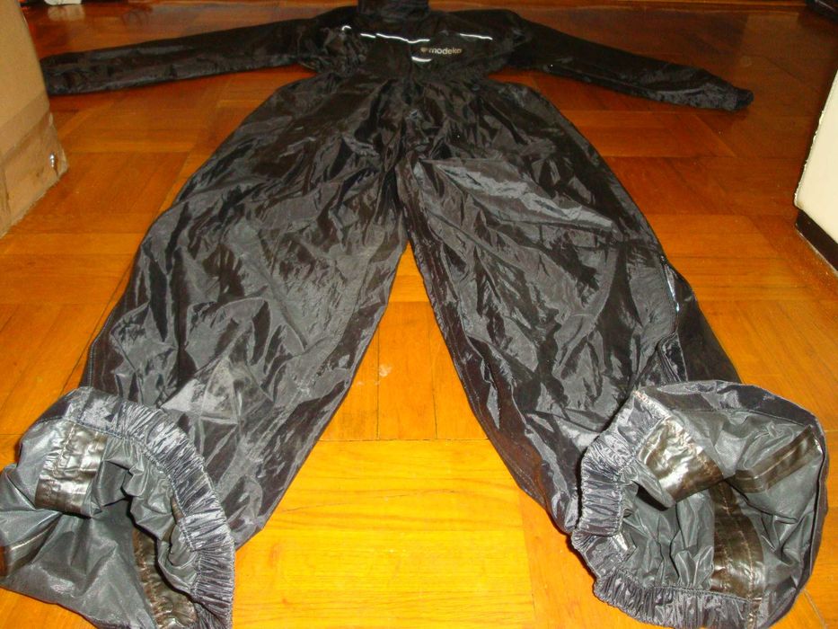 Дождевик-комбинезон MODEKA - НОВЫЙ, размер L-XL( 52-54 )