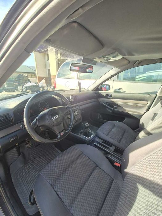Audi A4 B5 Sedan 1.8 TURBO Całe Na Części