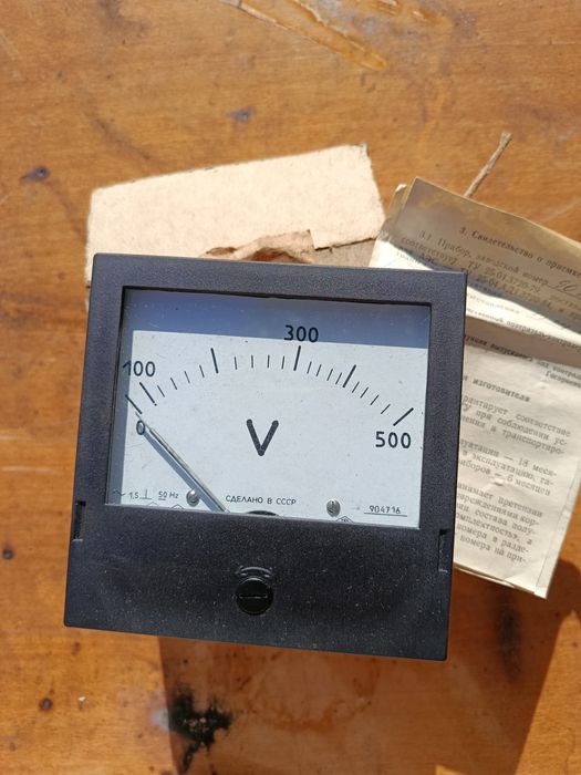 продам вольтметр номіналом 500v