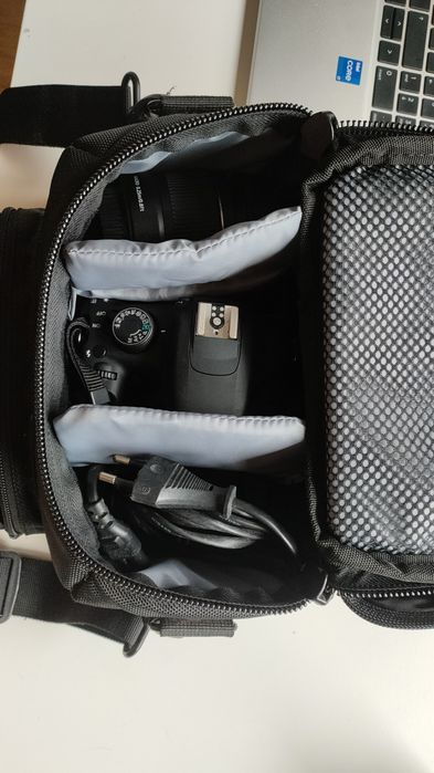 Câmara Canon EOS 1200D