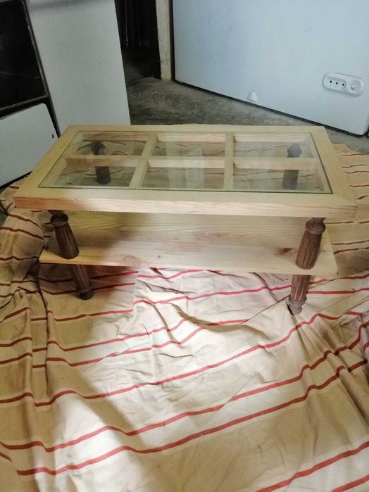 Mesa de centro janela
