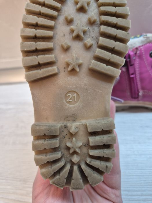 Buciki r. 21 fila dziewczynka