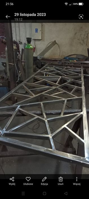 Ogrodzenia , barierki, drzwi