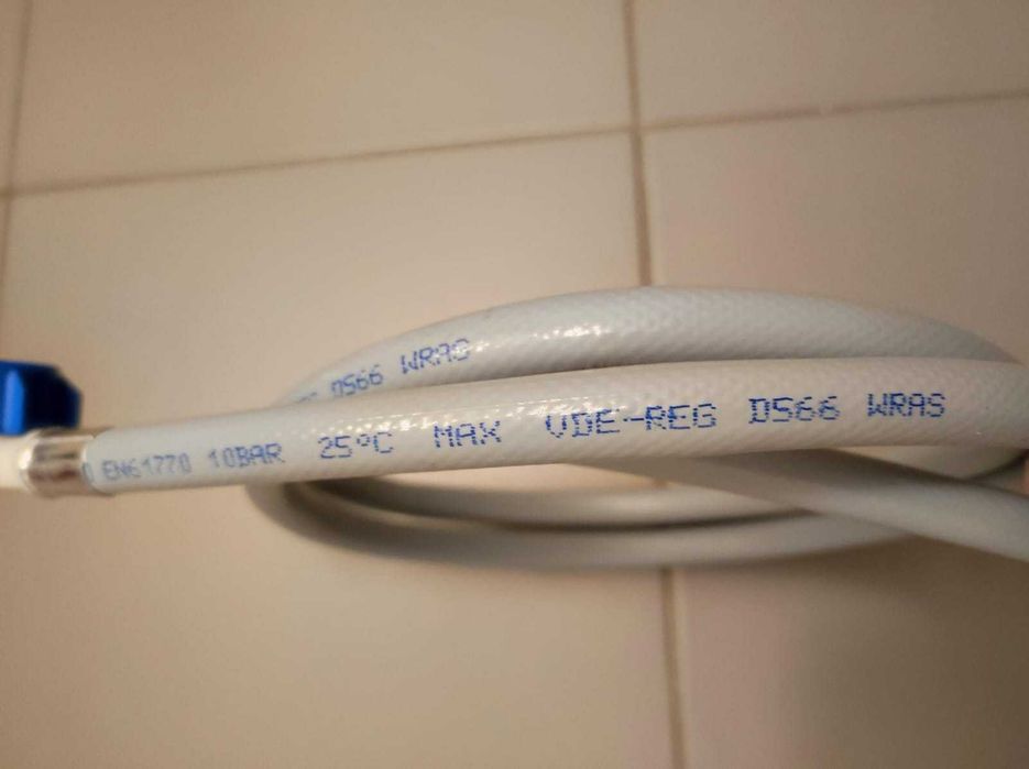 Tudo de água máquina lavar roupa