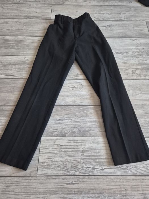 Czarne spodnie w kant Marks&Spencer 164