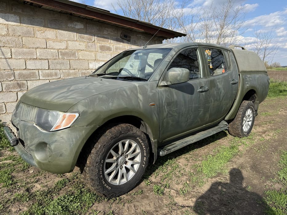 Мітсубіші L-200 .2008 р. 2.5 t.D