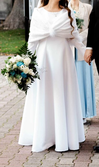 Suknia ślubna klasyczna